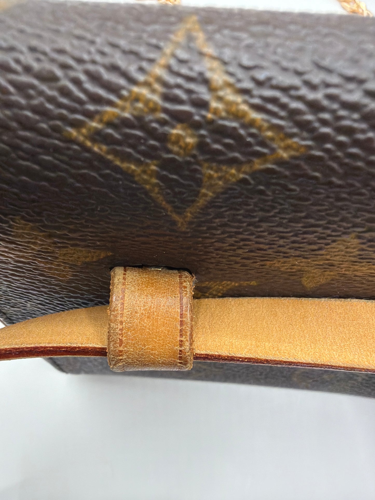 Authentic Louis Vuitton Florentine Monogram Belt Bag (S) – Vintage LV Waist Bag – COA, Dust Bag & Chain