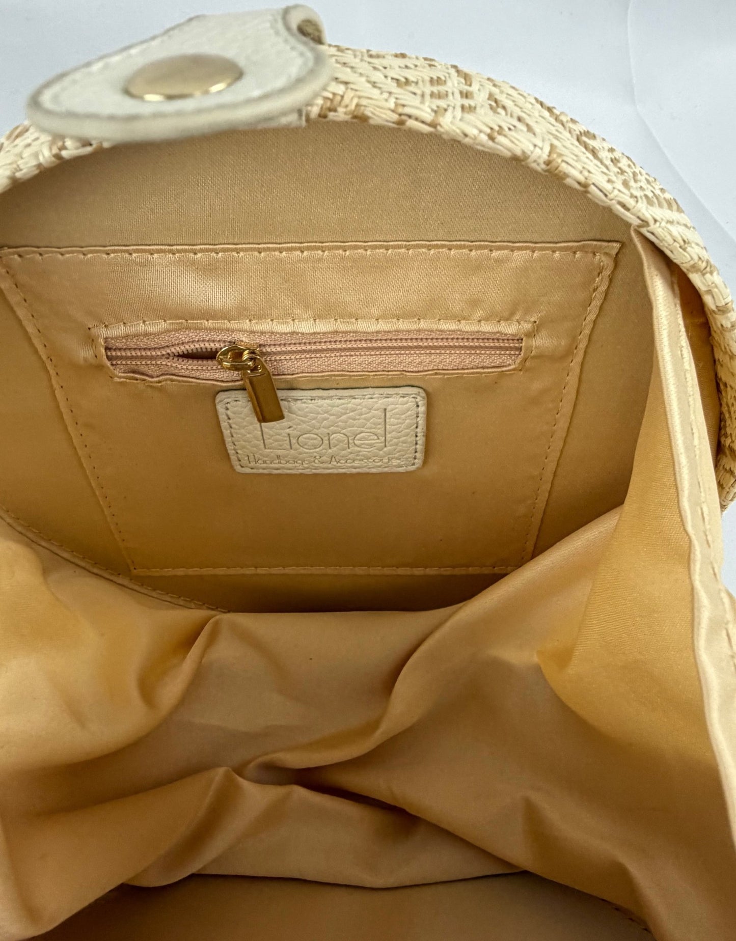 Vintage Lionel Javanna Cream Circle Woven Crossbody Bag - Resale Thrift Boutique LLC.